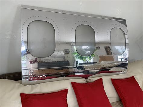 décor hublot d avion|Mobilier et design aéronautique .